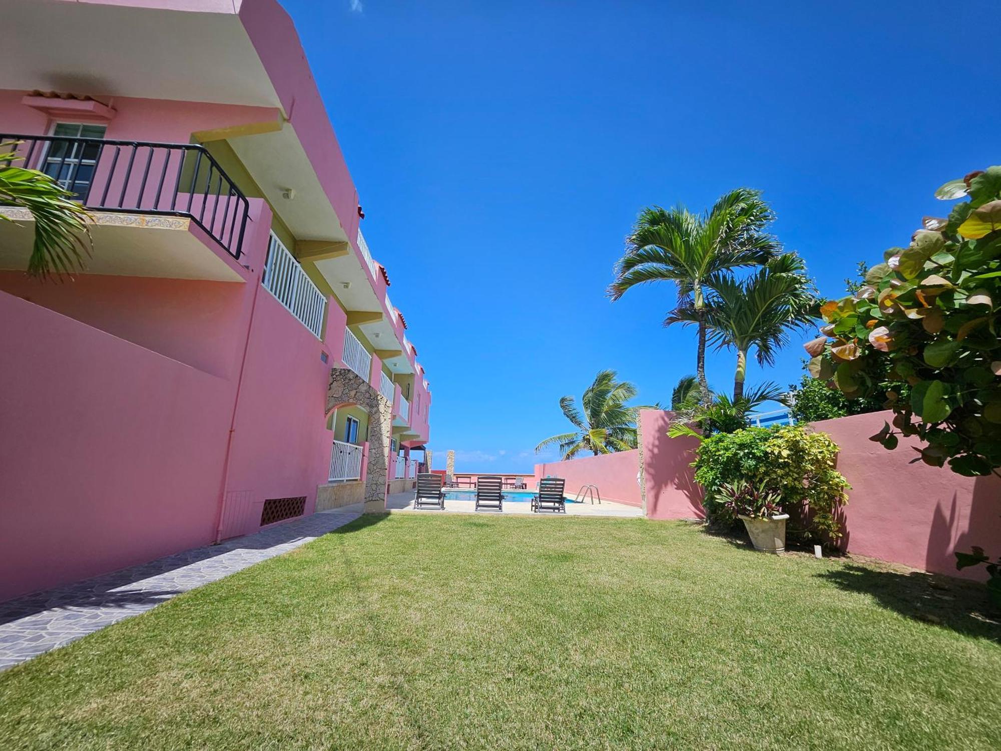 Selva Boutique Hotel - Luquillo Oceanfront Retreat - Adults Only Екстериор снимка