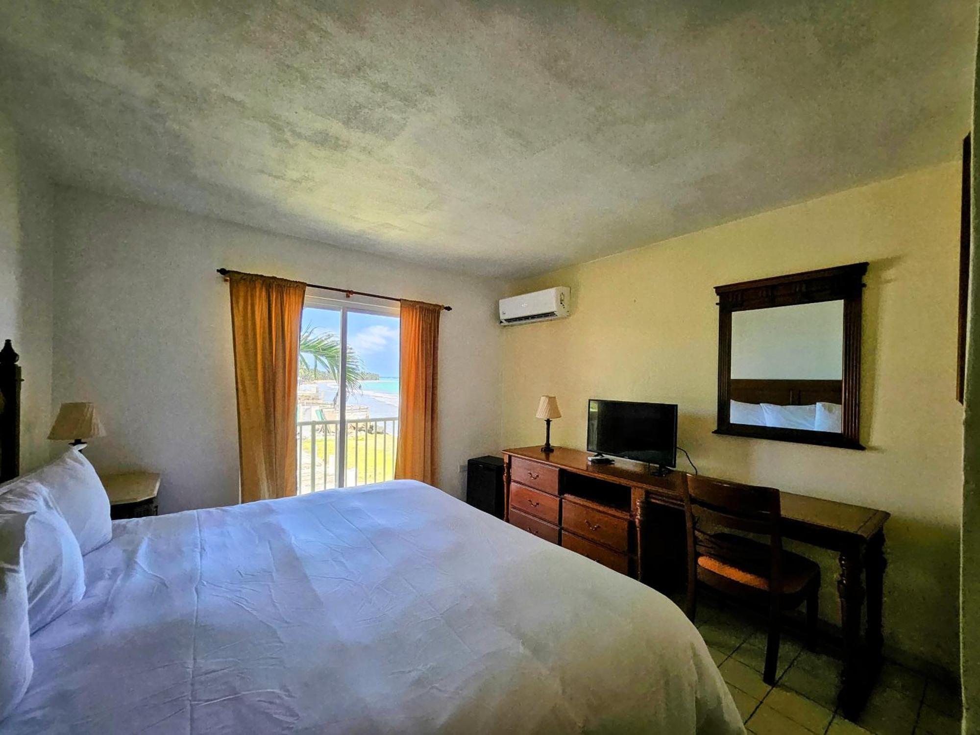 Selva Boutique Hotel - Luquillo Oceanfront Retreat - Adults Only Екстериор снимка